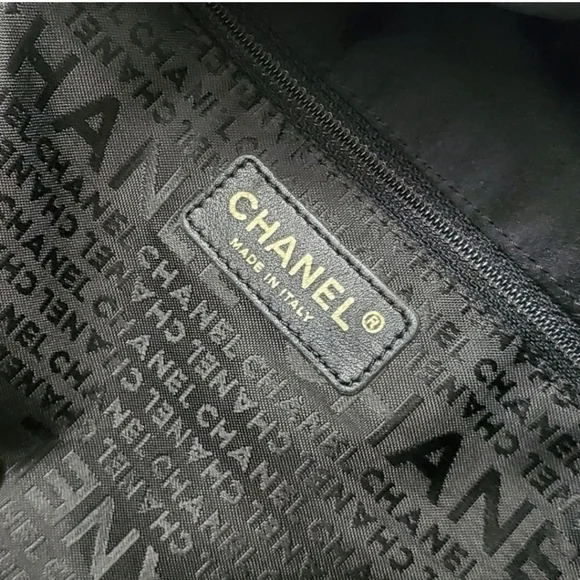 Chanel Large CC Hobo Bag Black and Gold Chain - Picture 12 of 15